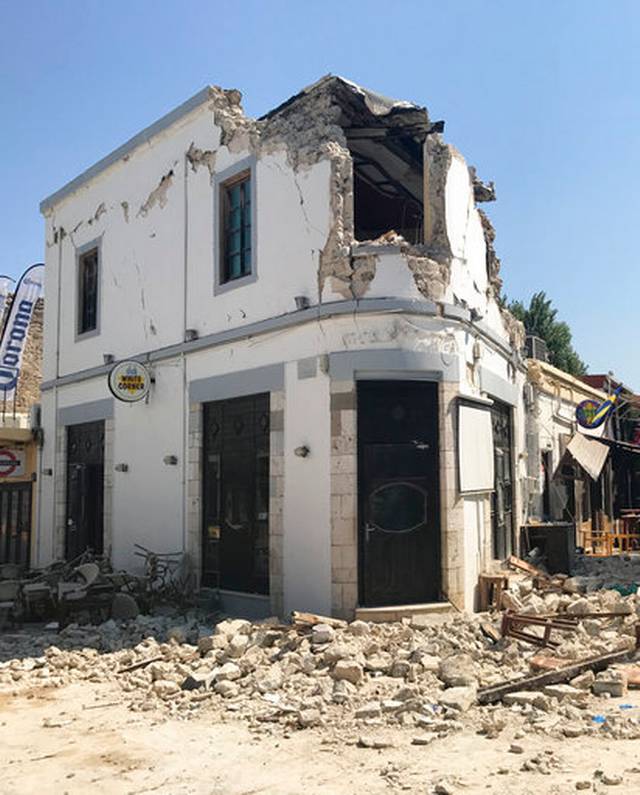 Greece_Earthquake90