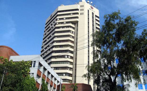 <br />
<b>Warning</b>:  Undefined variable $latest_posts in <b>/home/newsnine24/public_html/wp-content/themes/NewsNine24/archive.php</b> on line <b>46</b><br />
<br />
<b>Warning</b>:  Undefined variable $i in <b>/home/newsnine24/public_html/wp-content/themes/NewsNine24/archive.php</b> on line <b>46</b><br />
<br />
<b>Warning</b>:  Trying to access array offset on value of type null in <b>/home/newsnine24/public_html/wp-content/themes/NewsNine24/archive.php</b> on line <b>46</b><br />
<br />
<b>Warning</b>:  Attempt to read property 